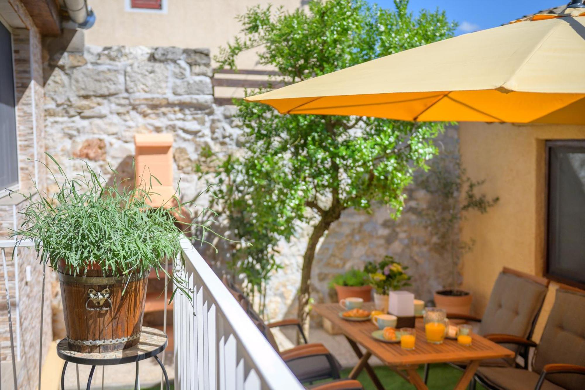 Apartman Dana Kastelir-Labinci Εξωτερικό φωτογραφία